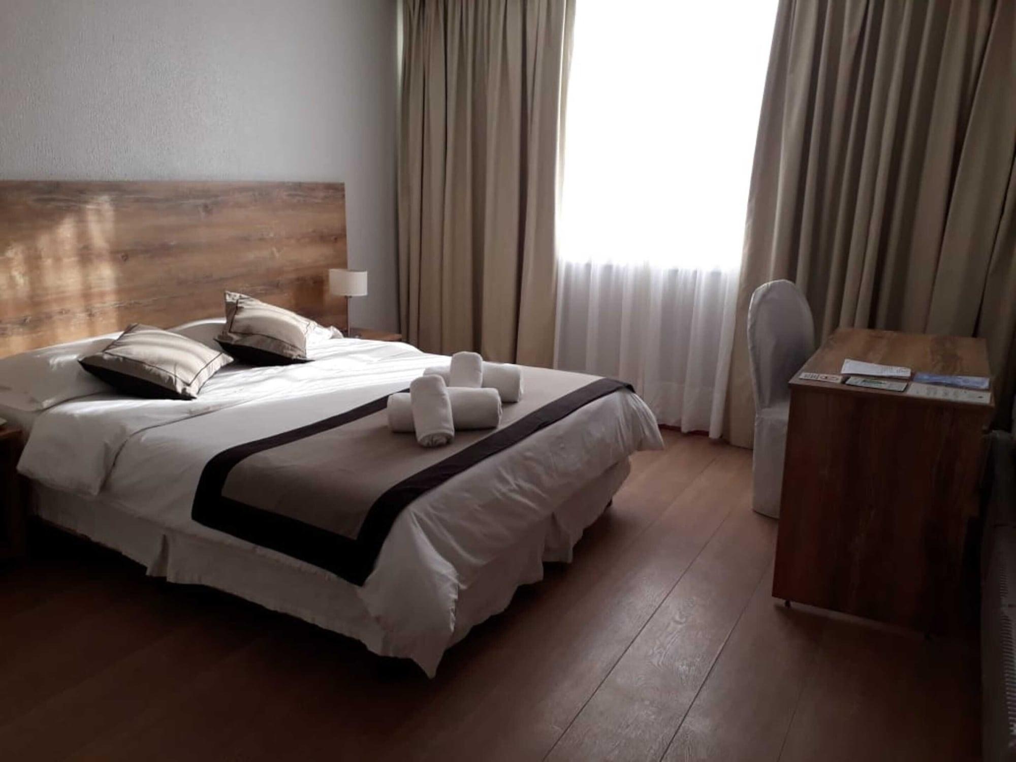 Hotel Tehuelche Esquel Dış mekan fotoğraf