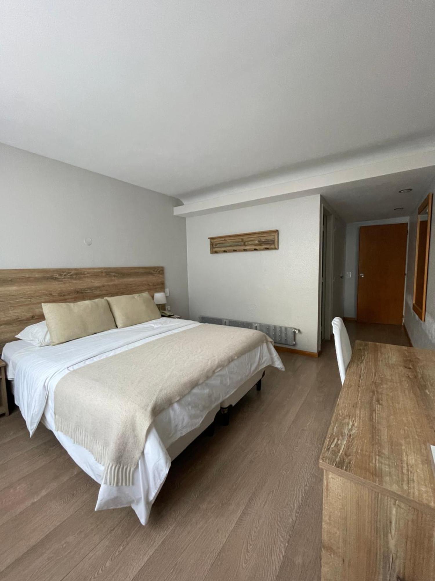Hotel Tehuelche Esquel Dış mekan fotoğraf