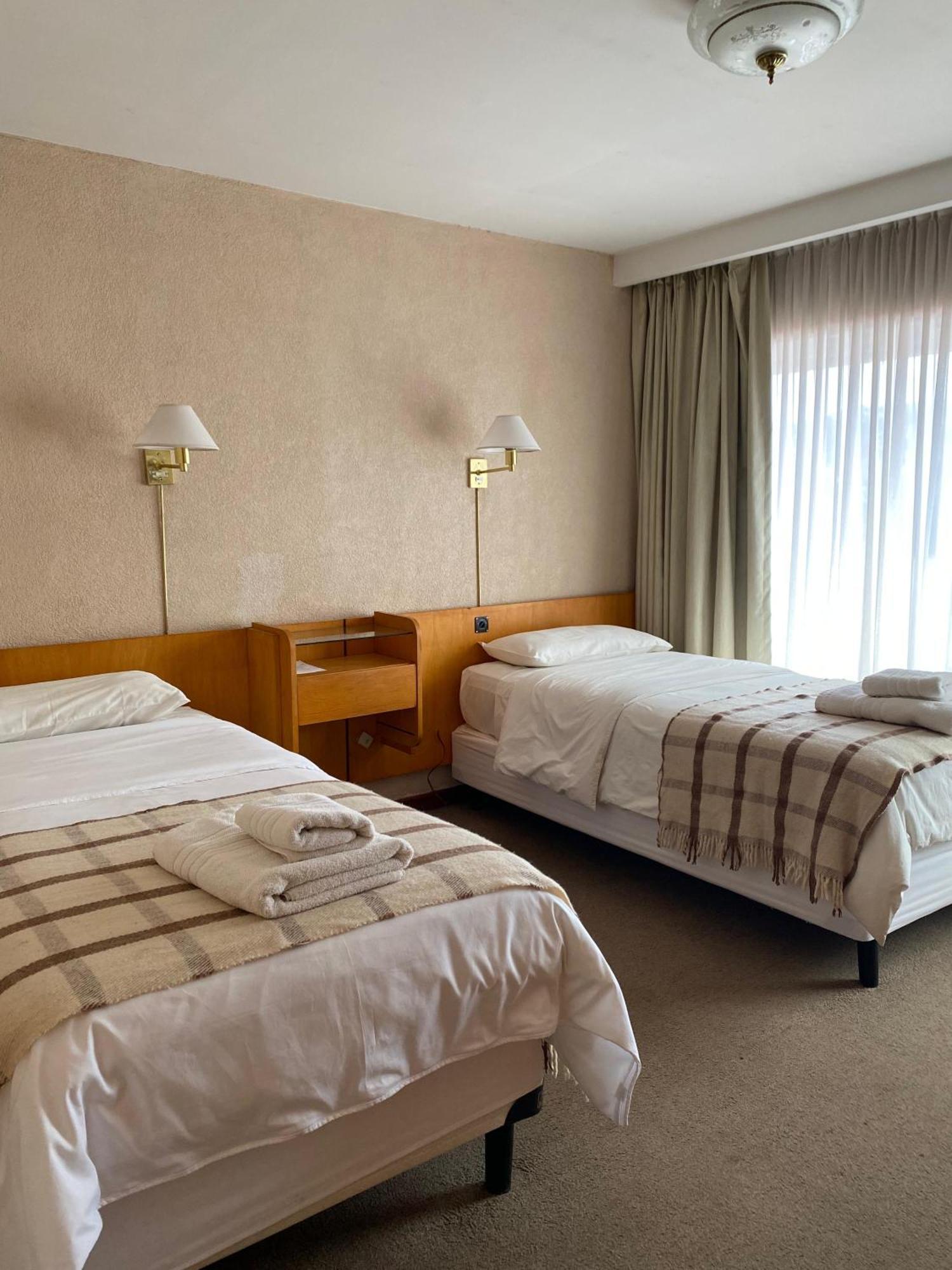 Hotel Tehuelche Esquel Dış mekan fotoğraf